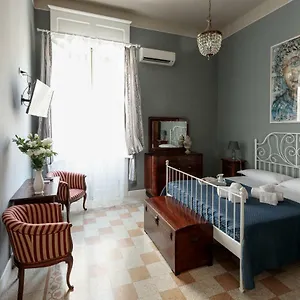 https://house-talia-bb.catania-hotels.net
